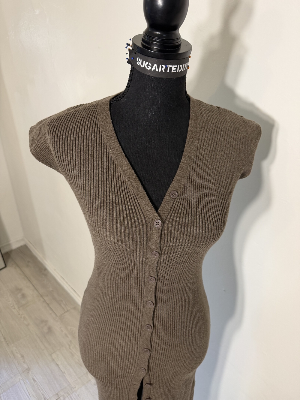 Brown Ribbed Button-Front Midi Dress - Picture 8 of 12
